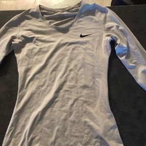 White nike pro shirt women’s medium